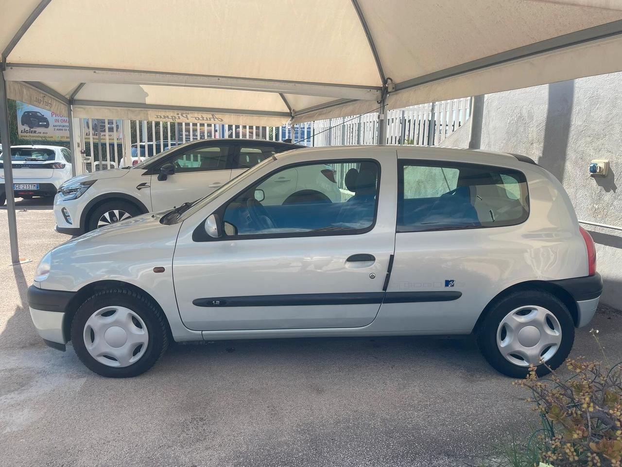 Renault Clio 1.2 cat 3 porte