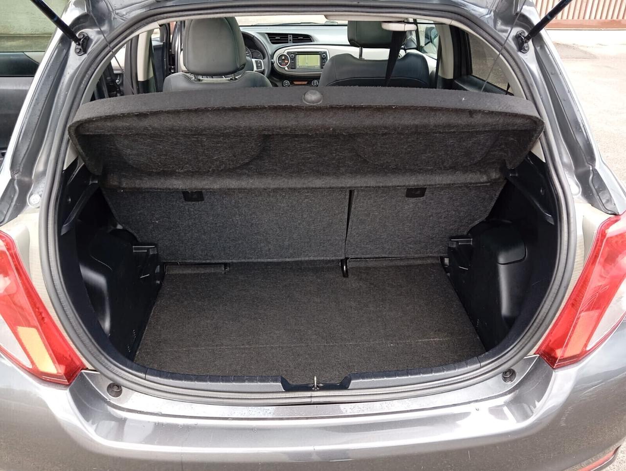 Yaris 1.3 5 porte Lounge "KM CERTIFICATI"