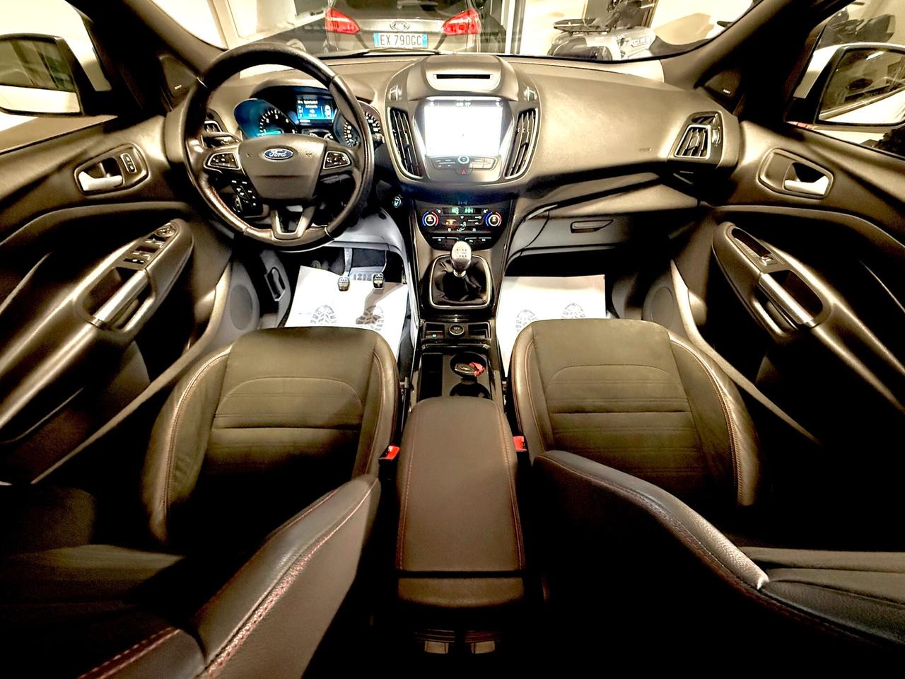 Ford Kuga 1.5 TDCI 120 CV ST-Line Promo rottamazione