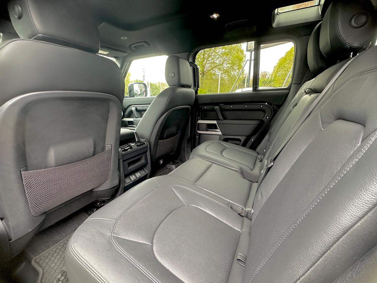 Land Rover Defender 110 3.0D I6 200 CV AWD Auto X-Dynamic SE Sospensioni Balck Edition Permute Rate Garantita