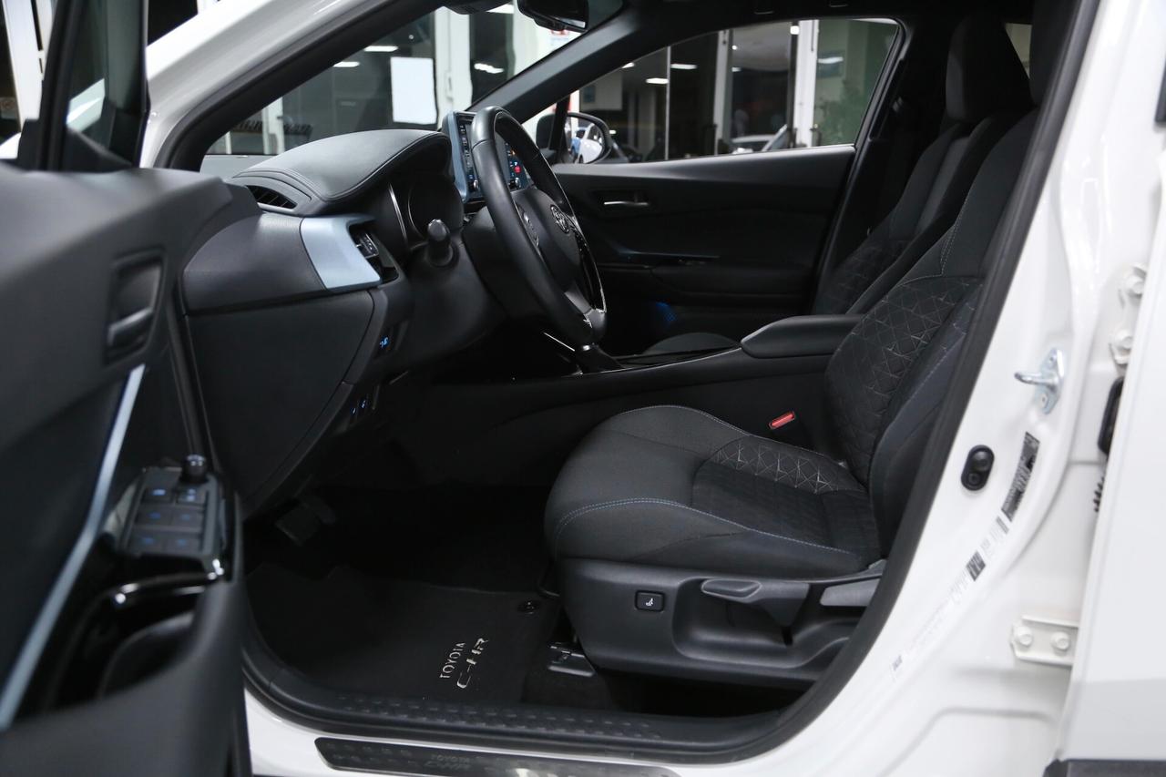 Toyota C-HR 1.8 Hybrid E-CVT Trend