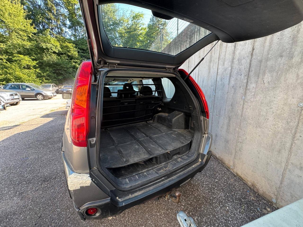 Nissan X-Trail 2.0 dCi 150CV AUTOCARRO
