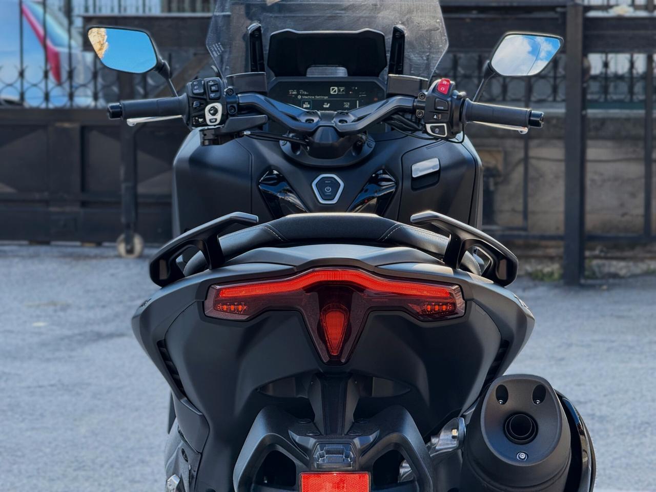 Yamaha TMAX 560 TECH MAX 100KM ZERO SINISTRI