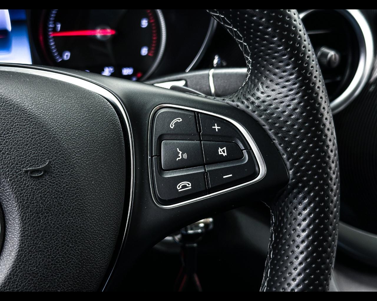 Mercedes-Benz Classe V (W447) - V 200 d Automatic 4Matic Executive Compact