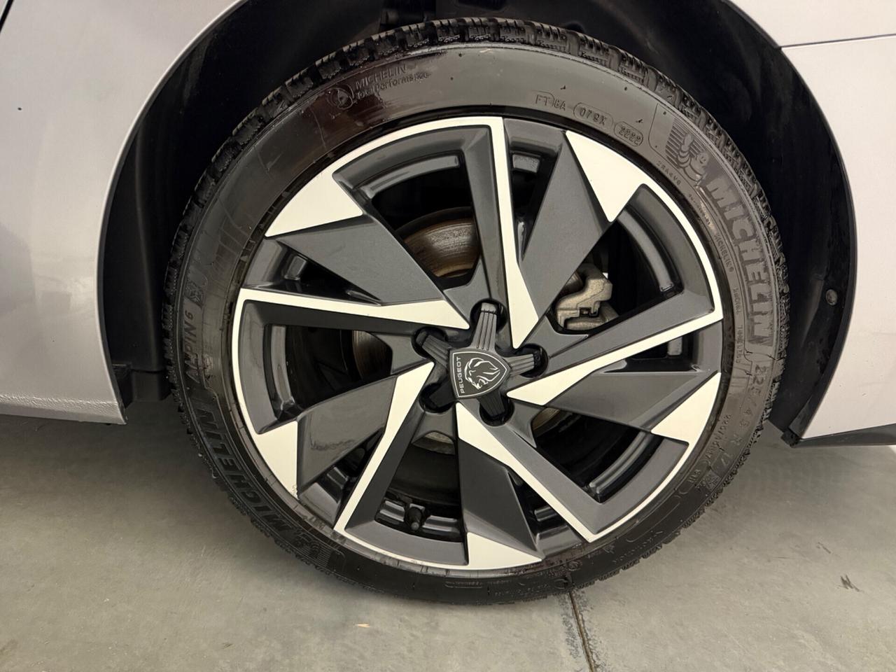 Peugeot 308 BlueHDi 130 S&S EAT8 SW Allure Pack