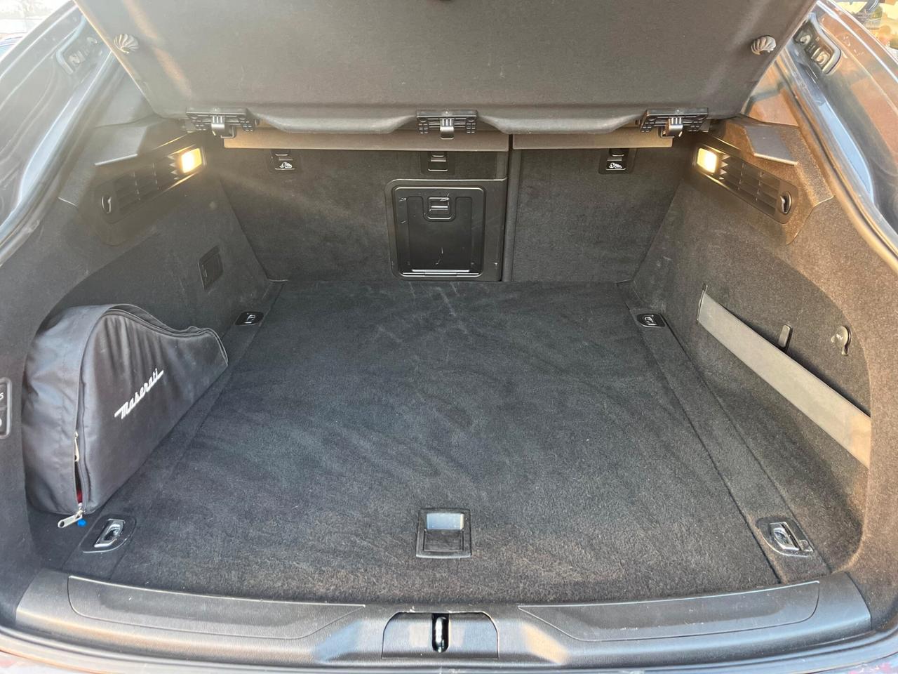 Maserati Levante V6 Diesel AWD Gransport