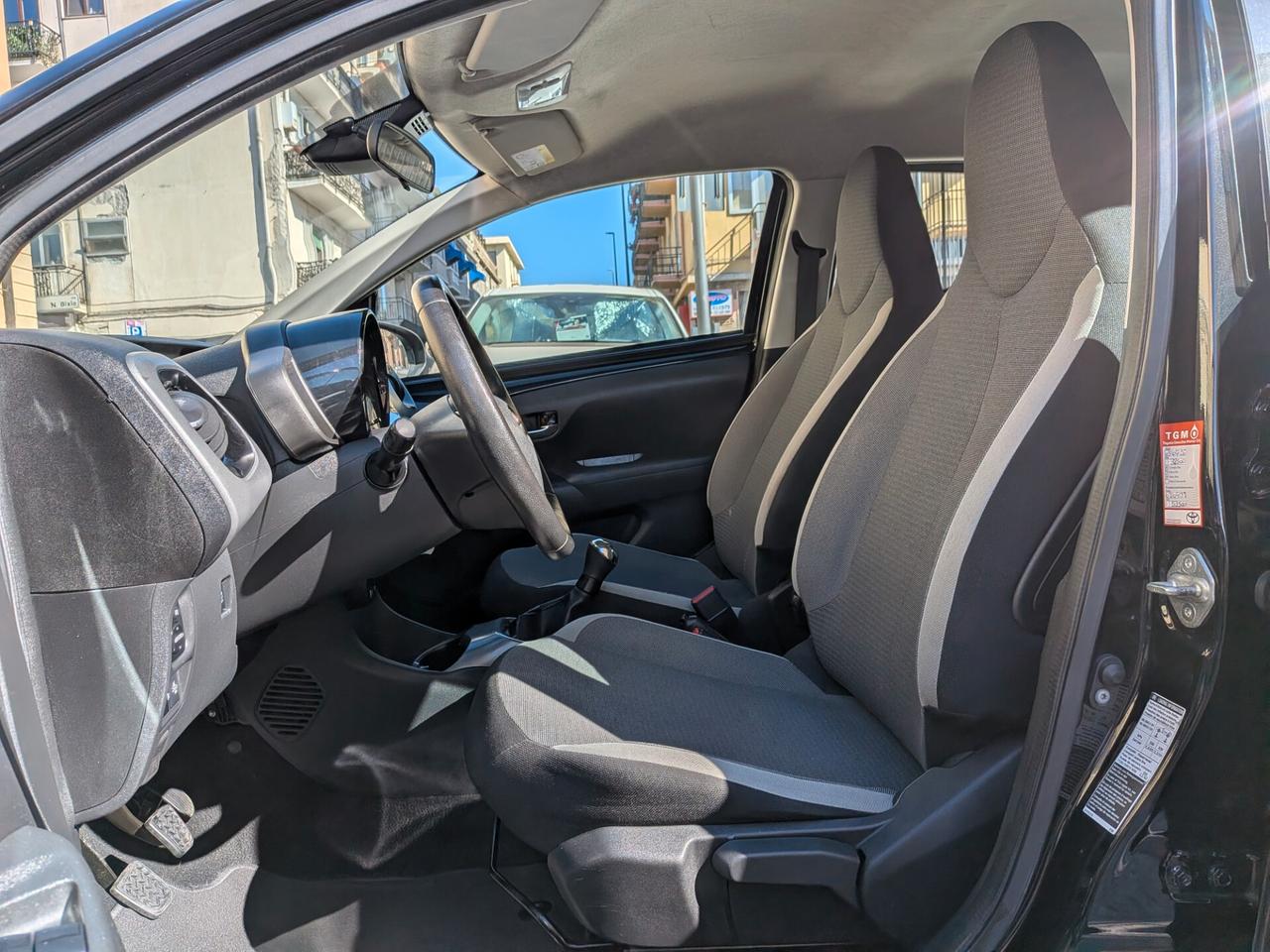 Toyota Aygo Connect 1.0 VVT-i 72 CV 5 porte x-clusiv