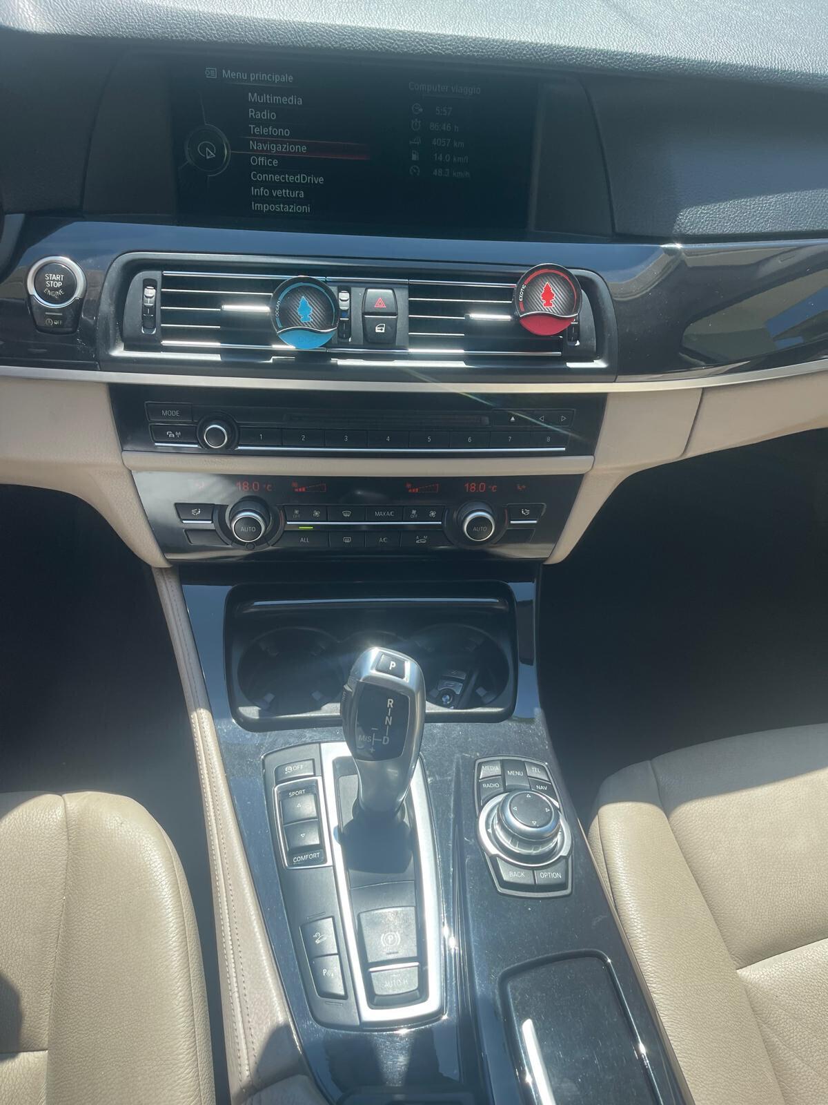 Bmw 525 525d xDrive Touring Luxury