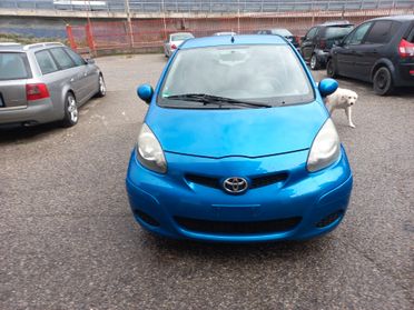 Toyota Aygo 1.0 12V VVT-i 5 porte Sol