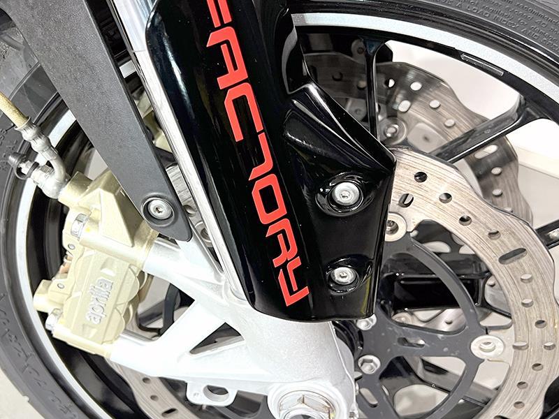 Aprilia Dorsoduro 750