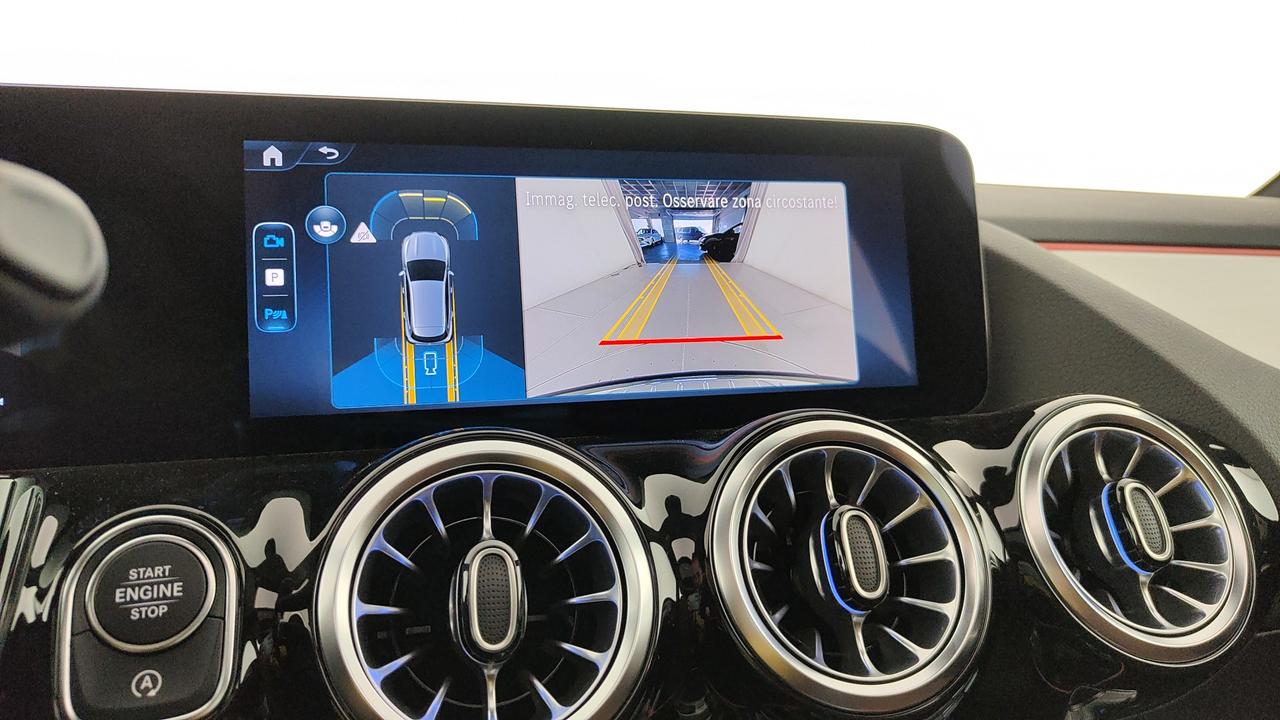 Mercedes-Benz GLA 200 d automatic
