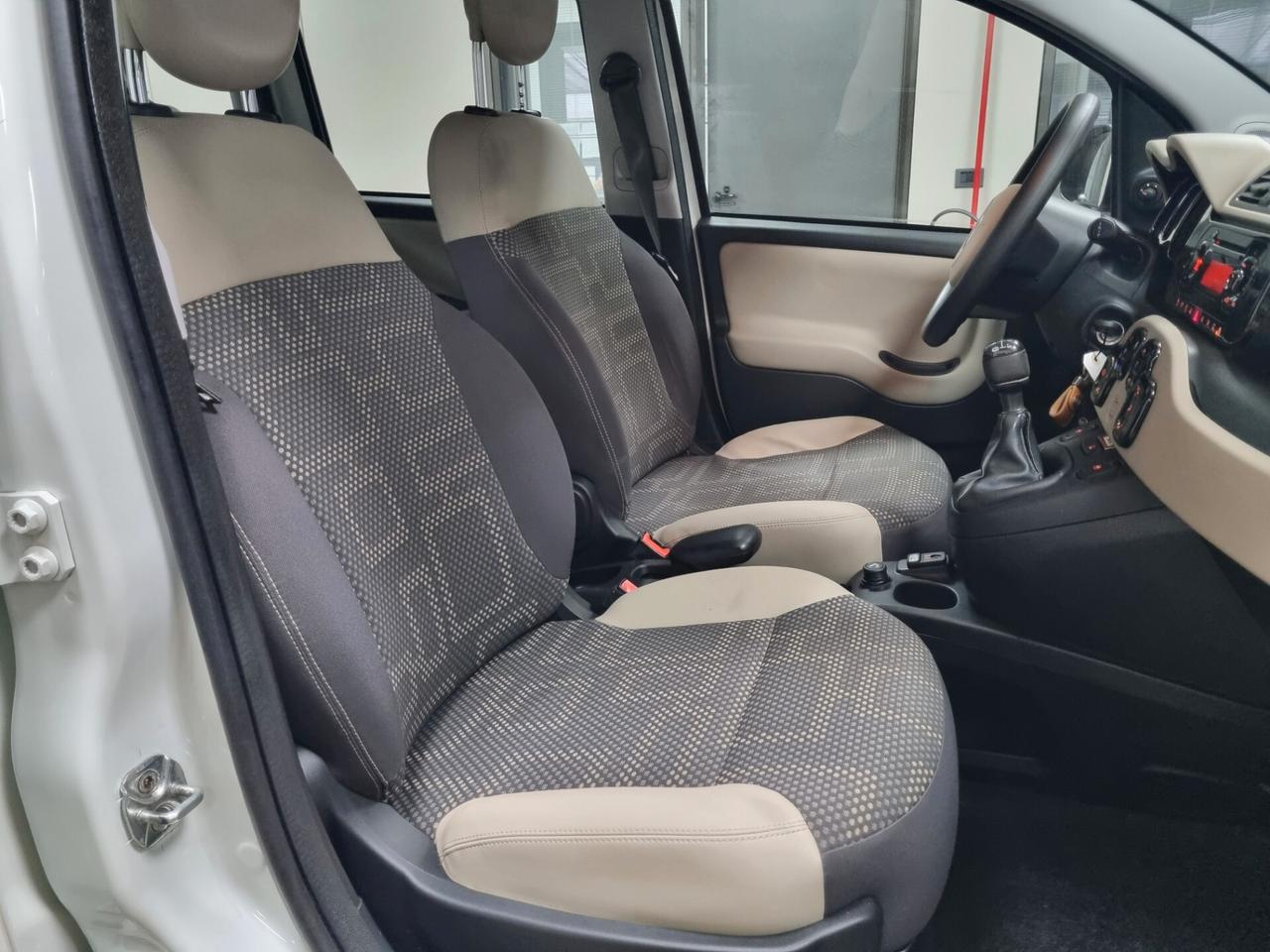 FIAT PANDA CROSS 1.3 MJT 75CV 4x4 GANCIO TRAINO