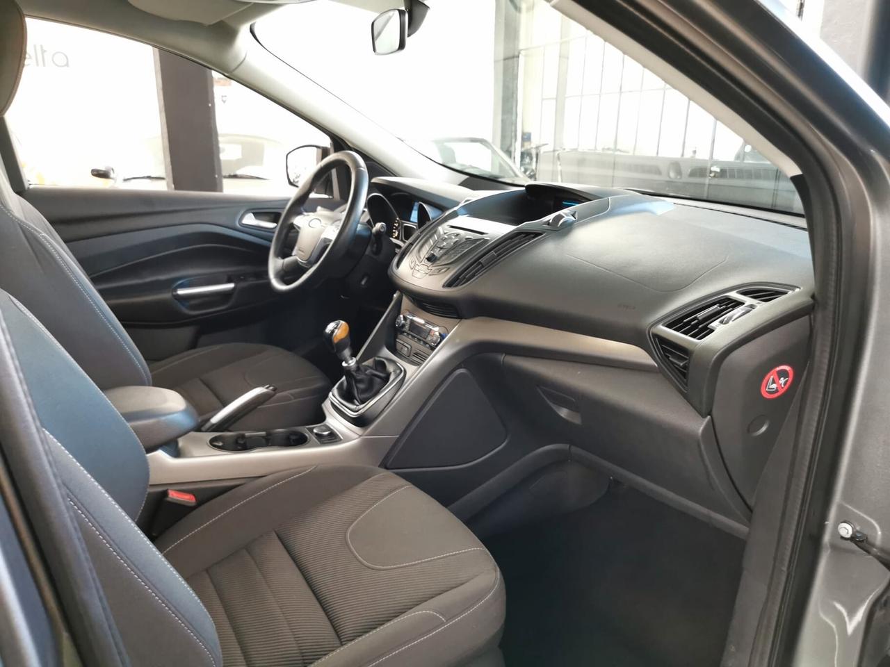 Ford Kuga 2.0 TDCI 140 CV 4WD Titanium LUX GARANZIA 12 MESI