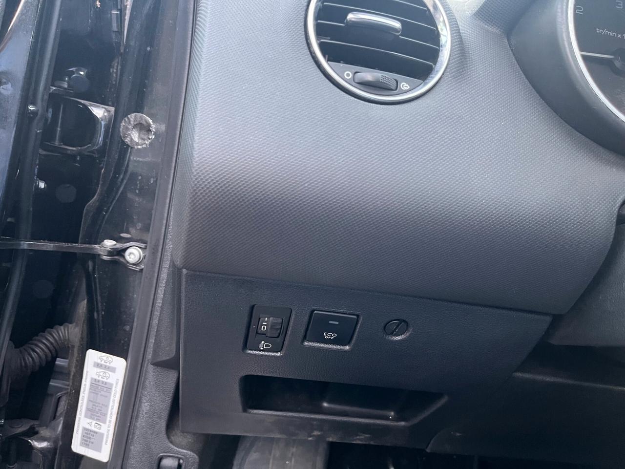 Peugeot 308 1.6 8V e-HDi 112CV Stop&Start robotiz. SW Active