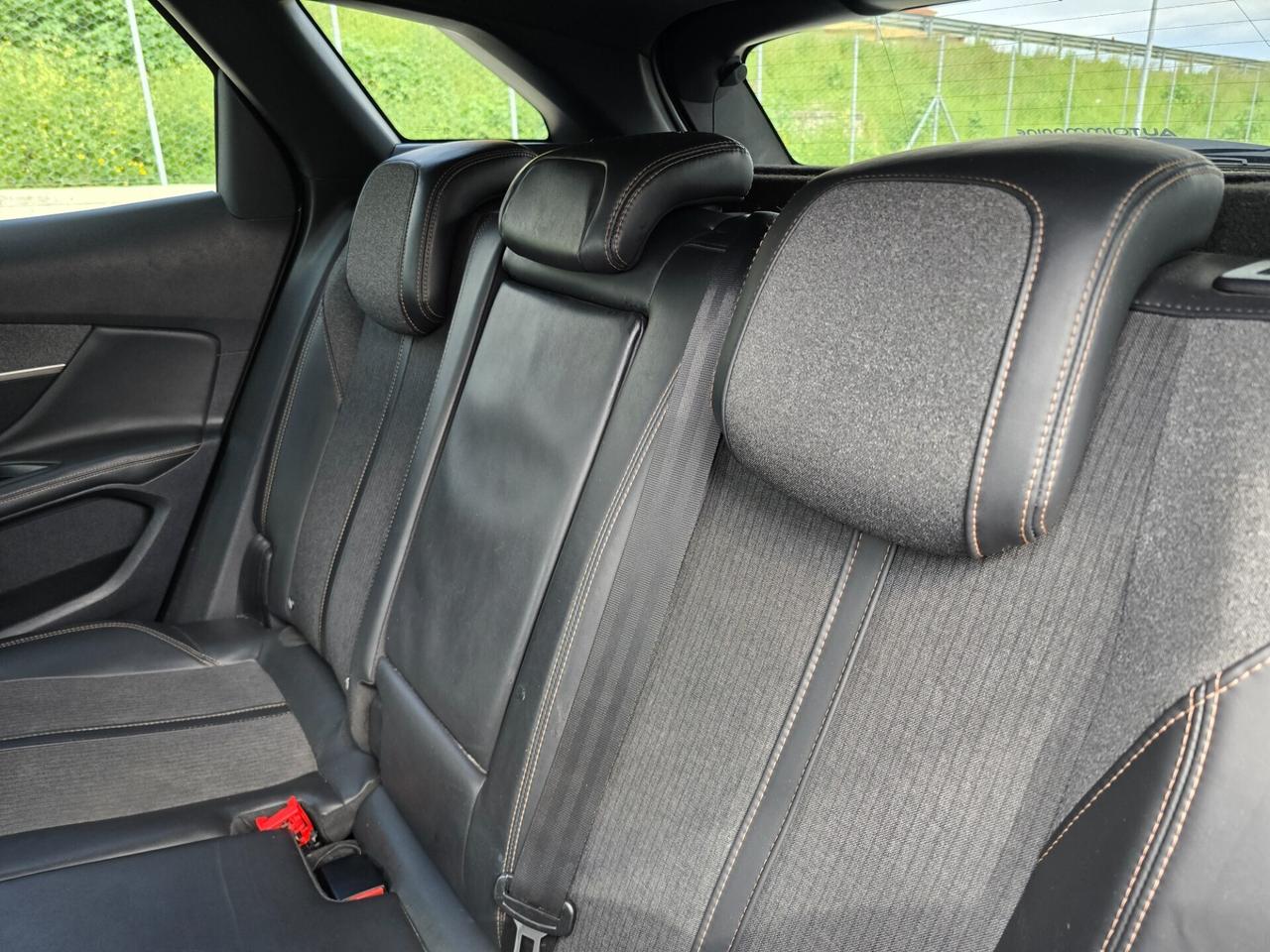 Peugeot 3008 BlueHDi 120 EAT6 GT Line