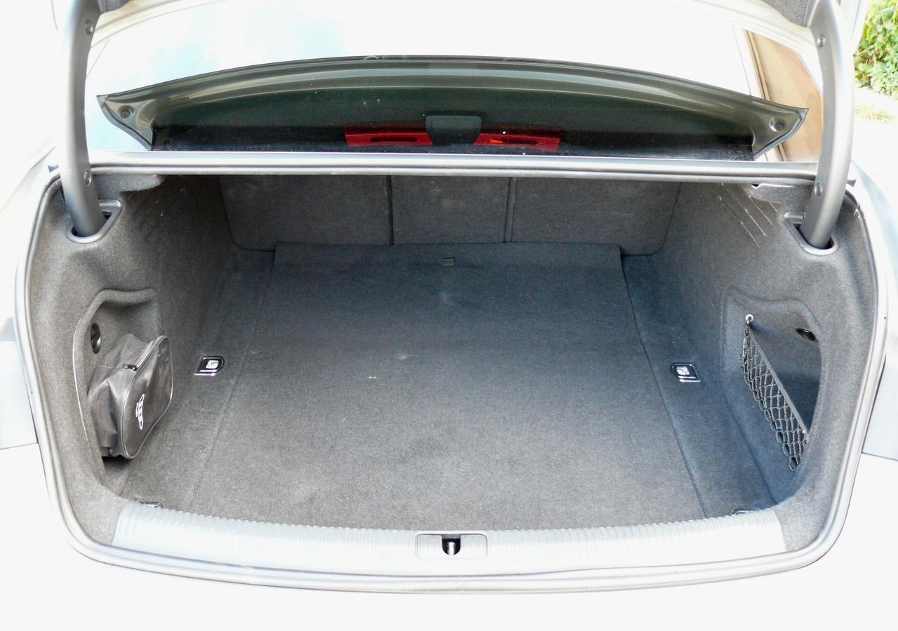 Audi A4 35 TDI/163 CV S tronic Business Advanced (M1307)