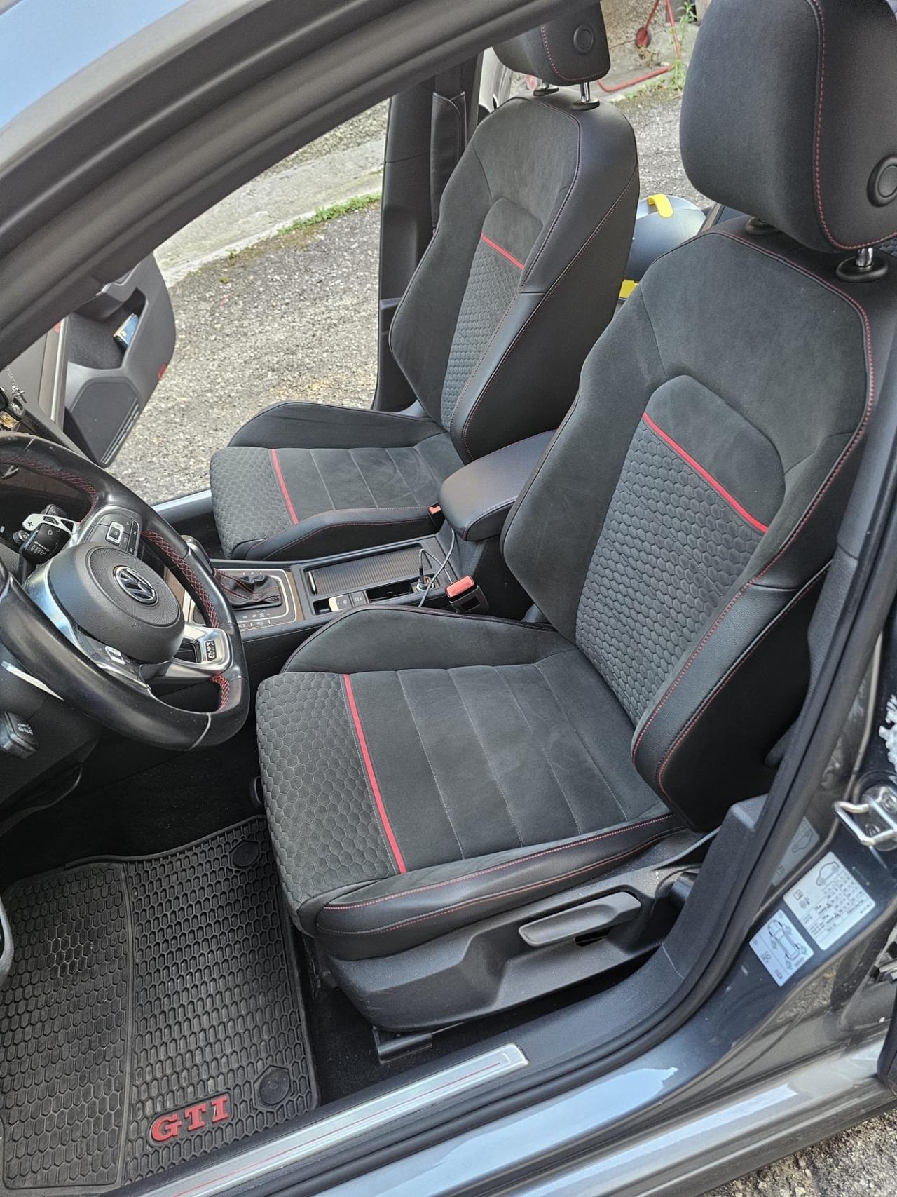 Volkswagen Golf R 2.0 TSI DSG 4MOTION 5p. BMT
