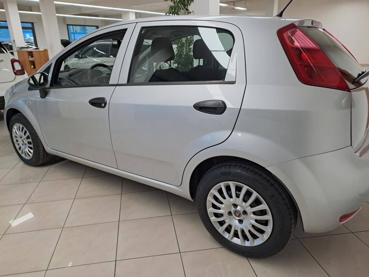 Fiat Punto 1.2 8V 5 porte Street