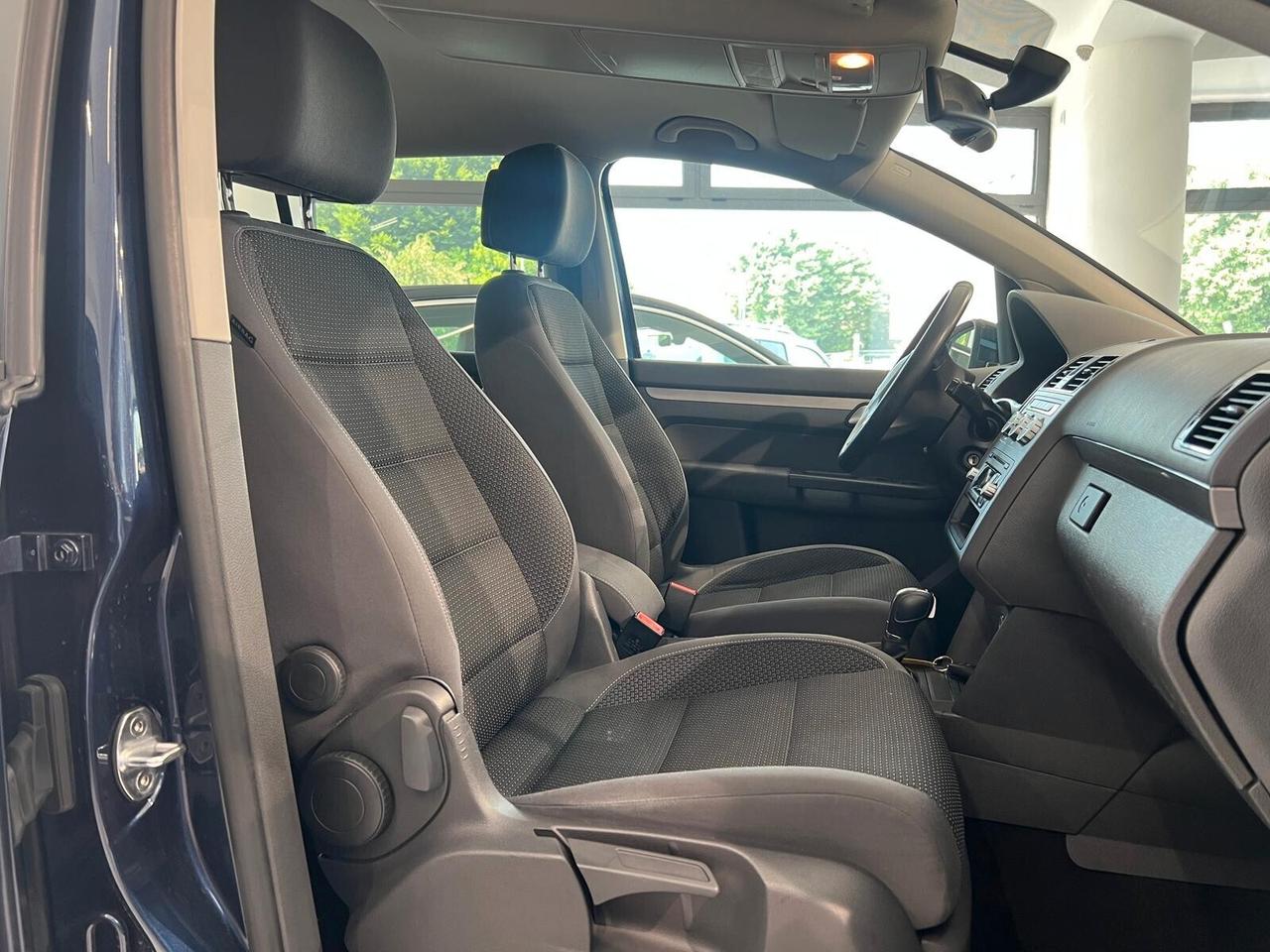 Volkswagen Touran 1.6 TDI DSG Comfortline
