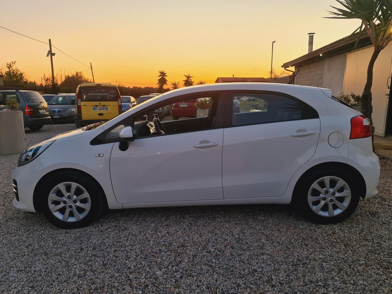 Kia Rio 1.1 CRDi 5p. Active