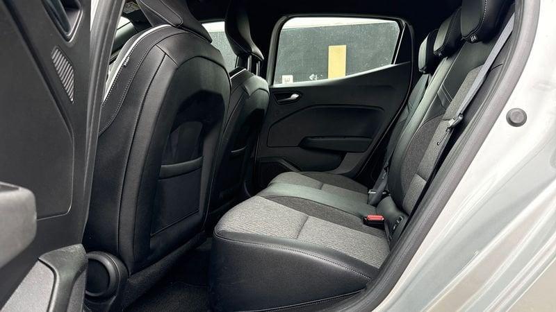Renault Clio 5 Porte 1.6 E-TECH Hybrid 140cv Intens Auto