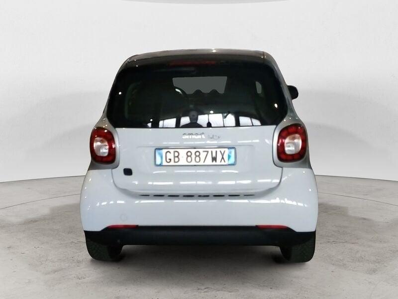 smart fortwo 004299 EQ Passion