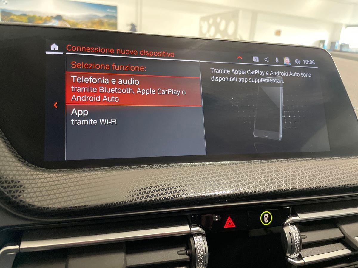 BMW Serie 1 F40 - 118d Msport auto