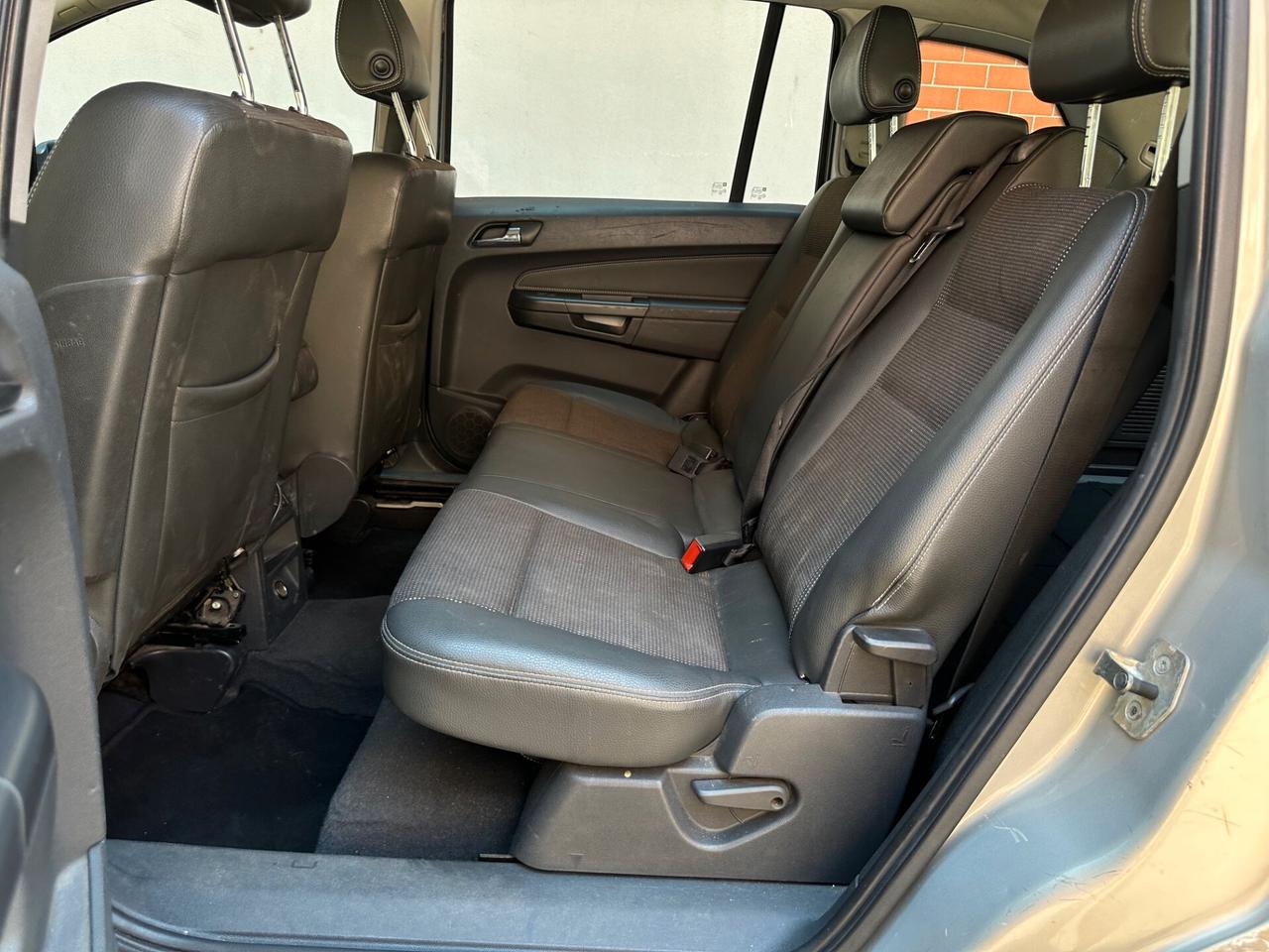 Opel Zafira 7 posti