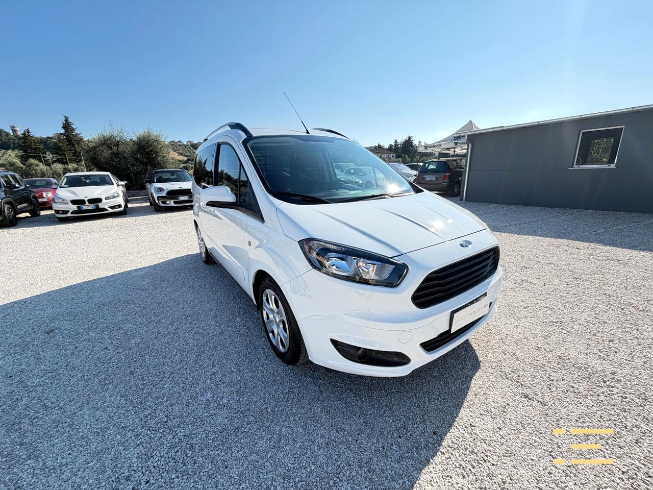 Ford Tourneo Courier 1.5 TDCI 95 cv 136.705 km unico proprietario autocarro