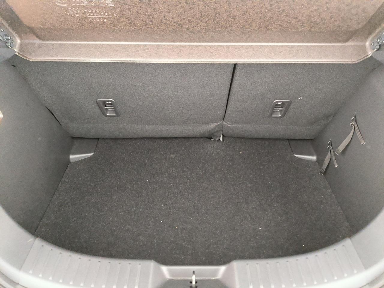 Mazda 2 1.5 homura 75cv