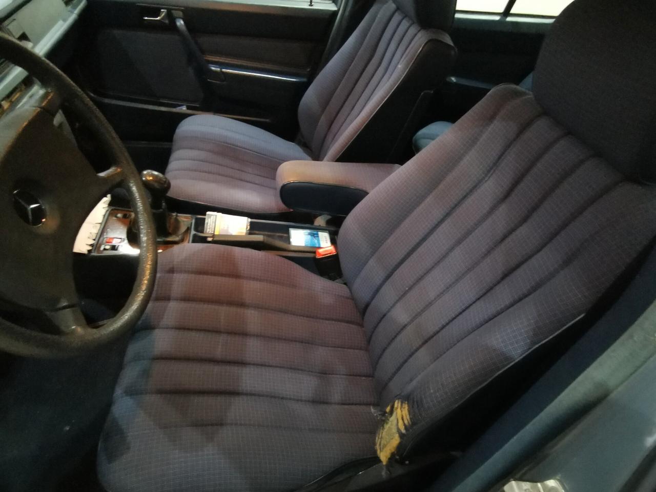 Mercedes-benz 190 2.0 E