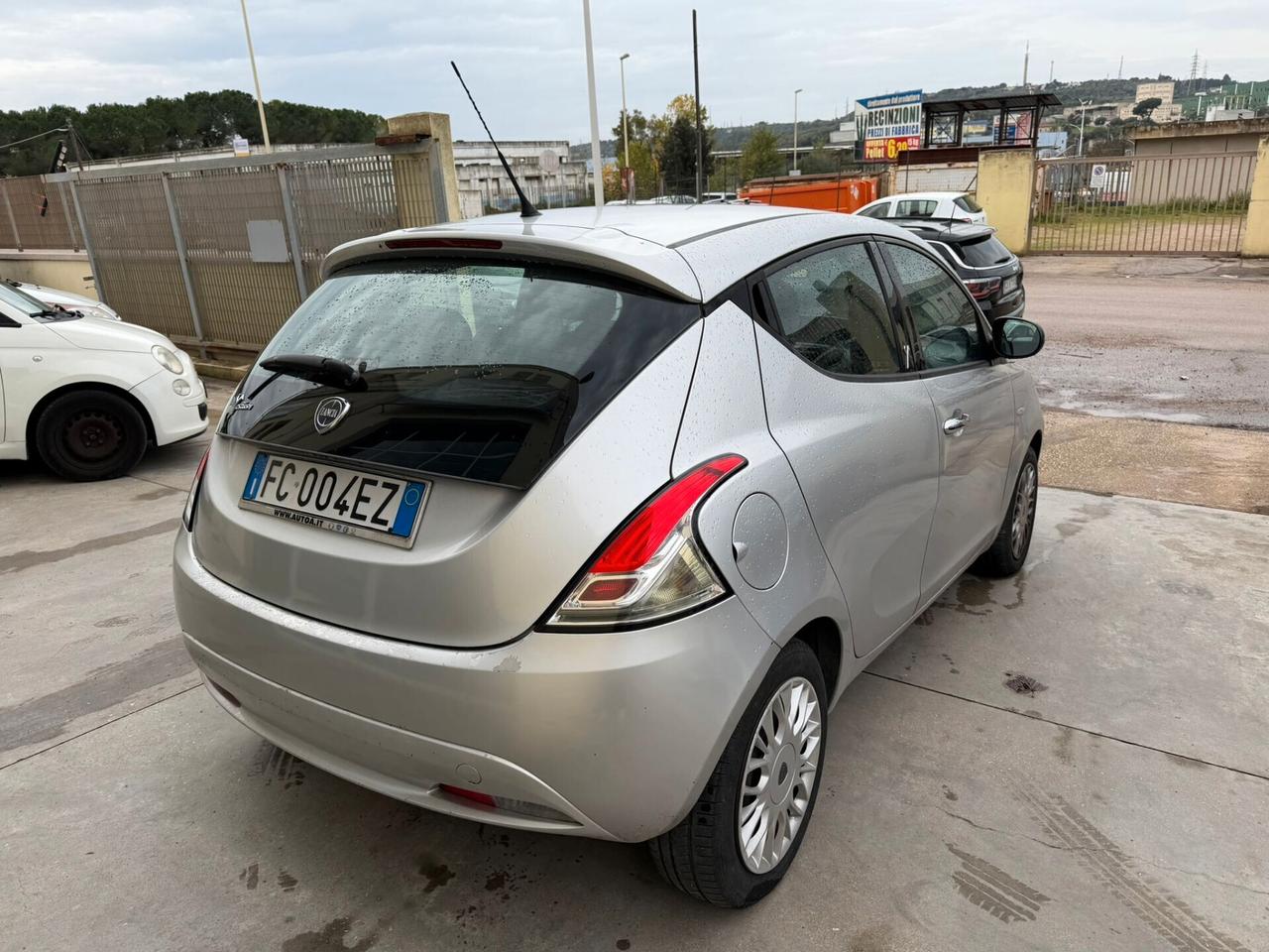 Lancia Ypsilon 1.2 Benzina 69 CV 5 porte Platinum