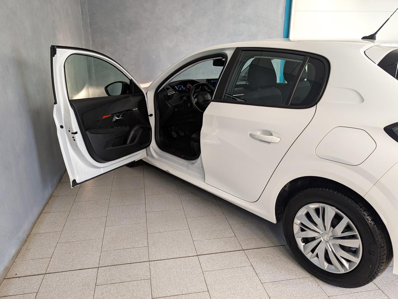 Peugeot 208 1.2 puretech 75cv Active