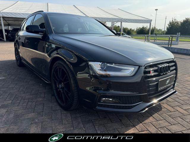 AUDI A4 Avant 3.0 V6 TDI quattro Advanced