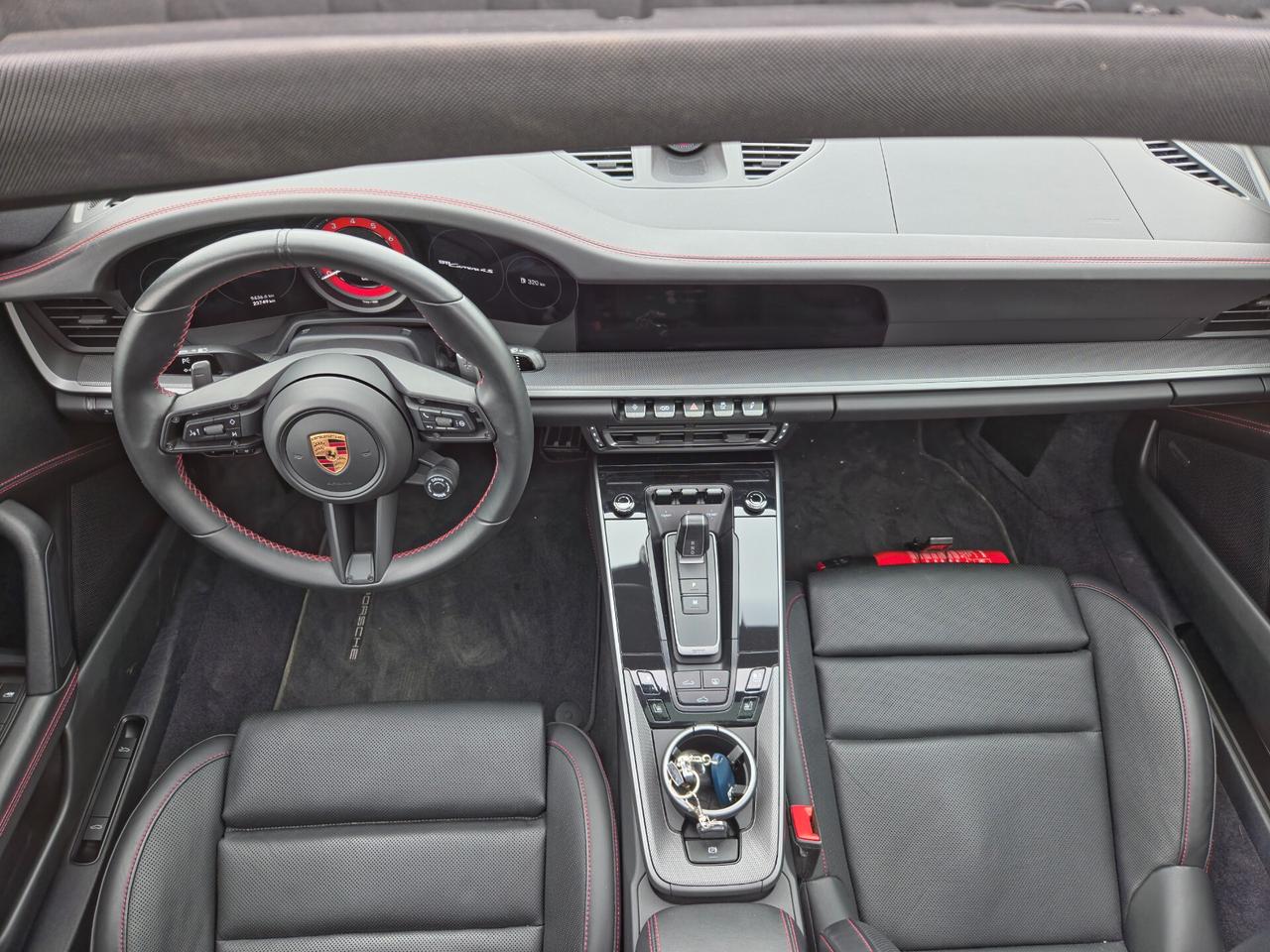 Porsche 911 Carrera 4S