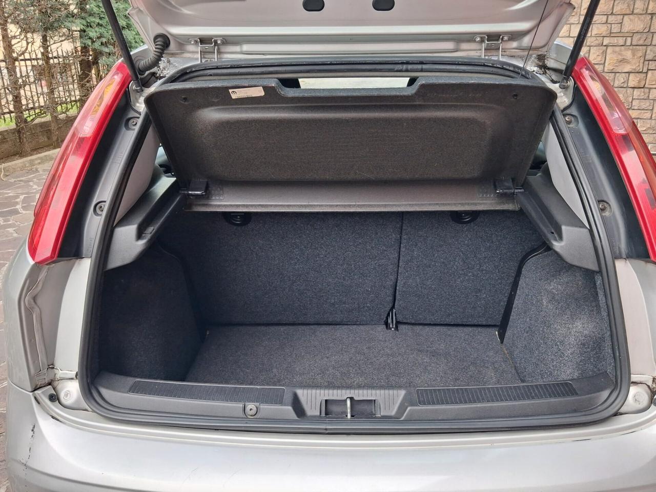 Fiat Punto 1.2 8V 5 porte Street