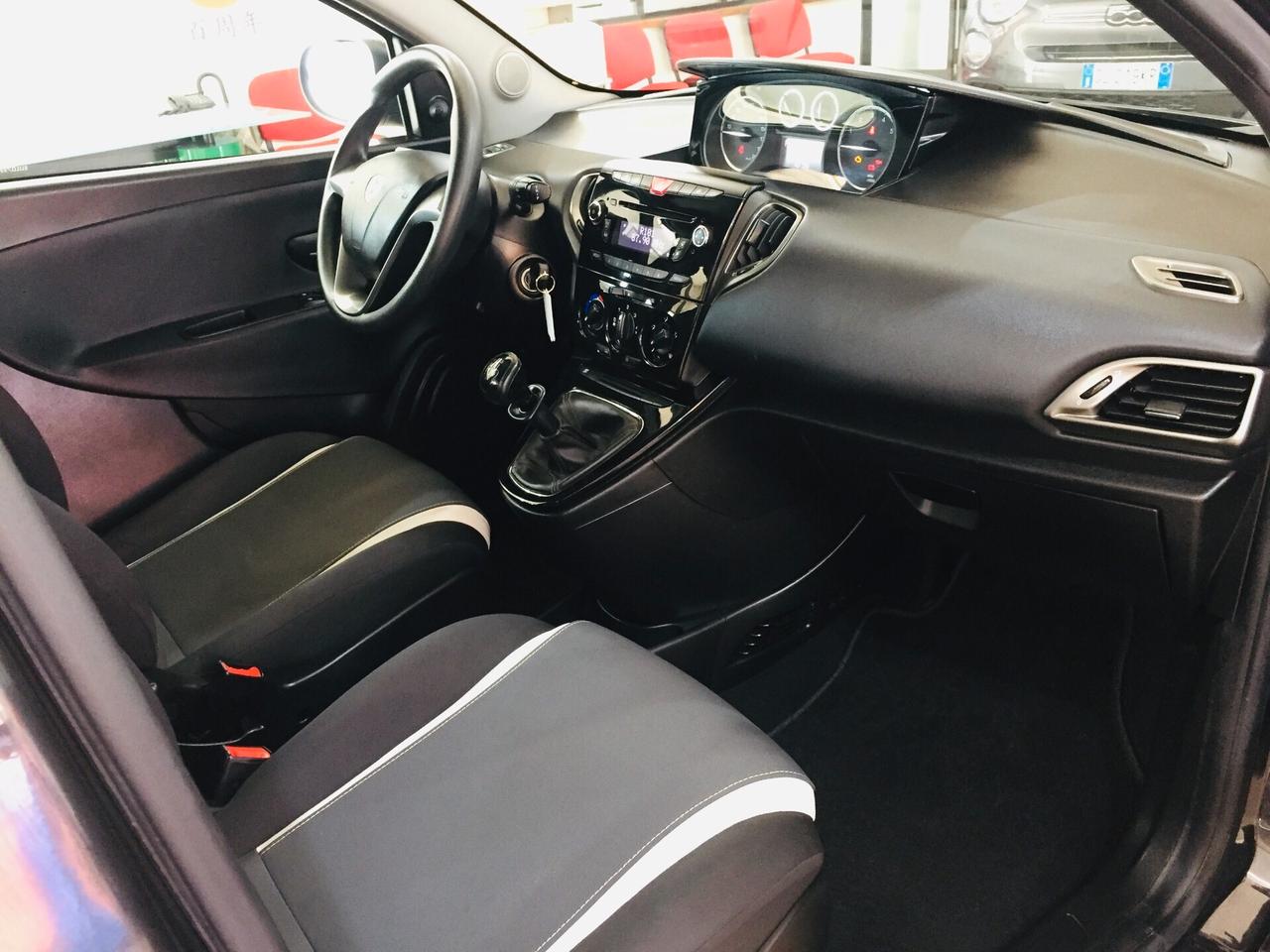 LANCIA Ypsilon 1.2 Elefantino 69cv 5p.