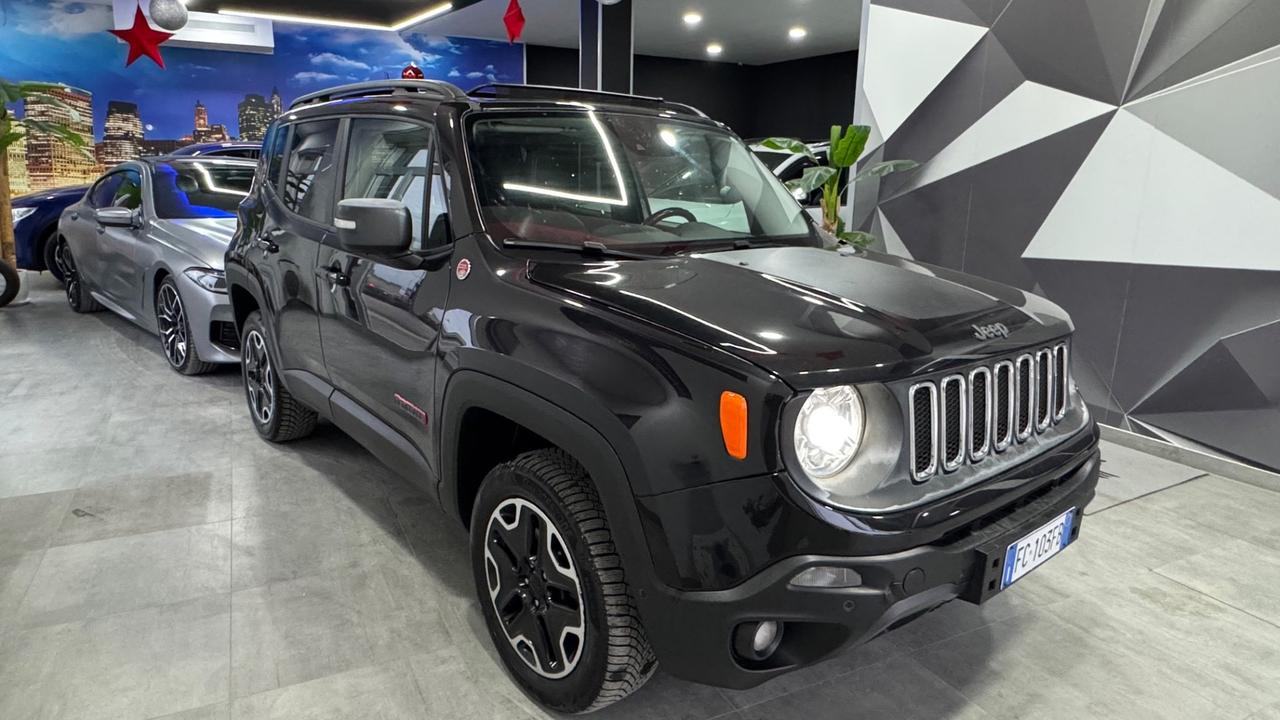 Jeep Renegade 2.0 Mjt 170CV 4WD Active Drive Low Trailhawk