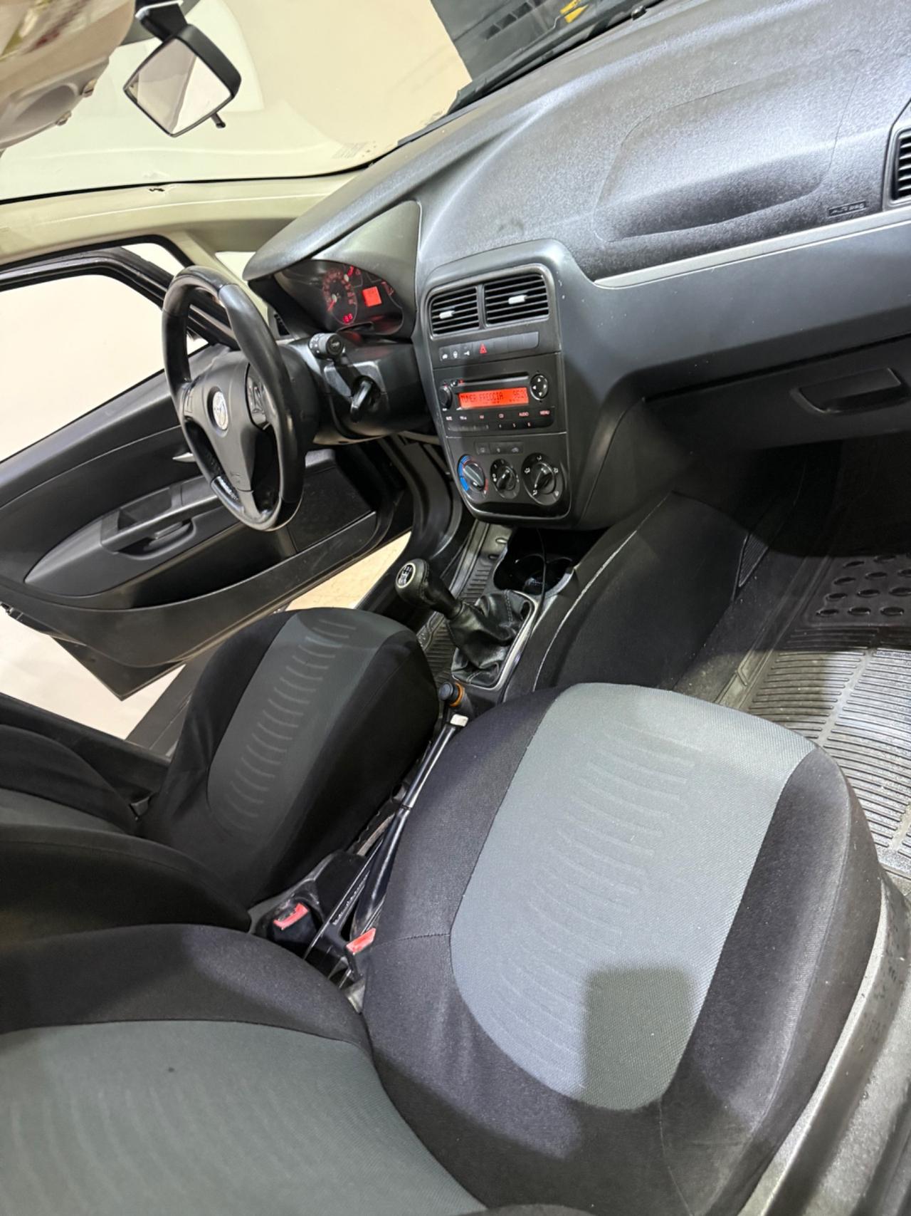Fiat Grande Punto Grande Punto 1.3 MJT 75 CV 5 porte Dynamic