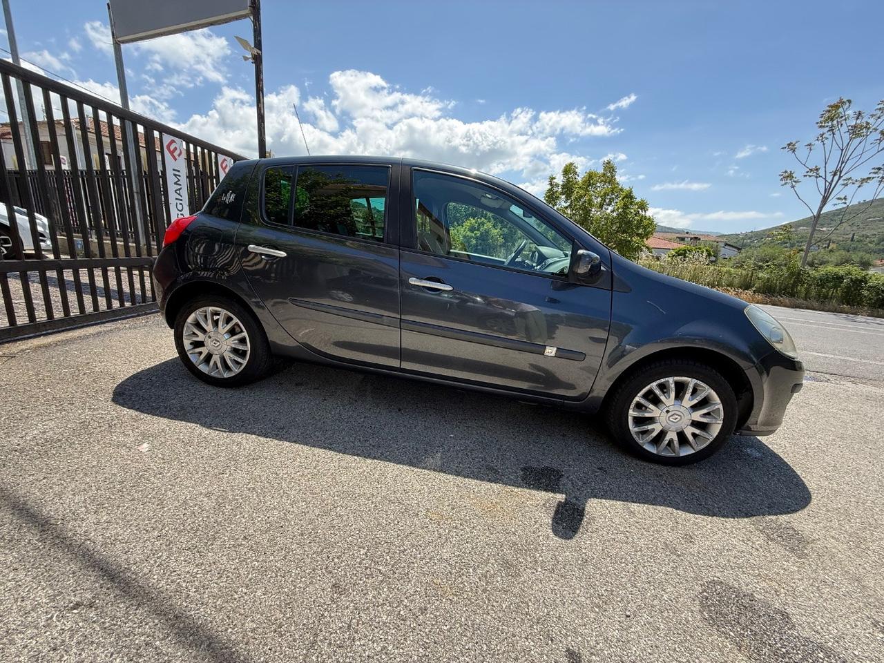 Renault Clio 5 Porte Clio 5p 1.5 dci Le Iene 85cv