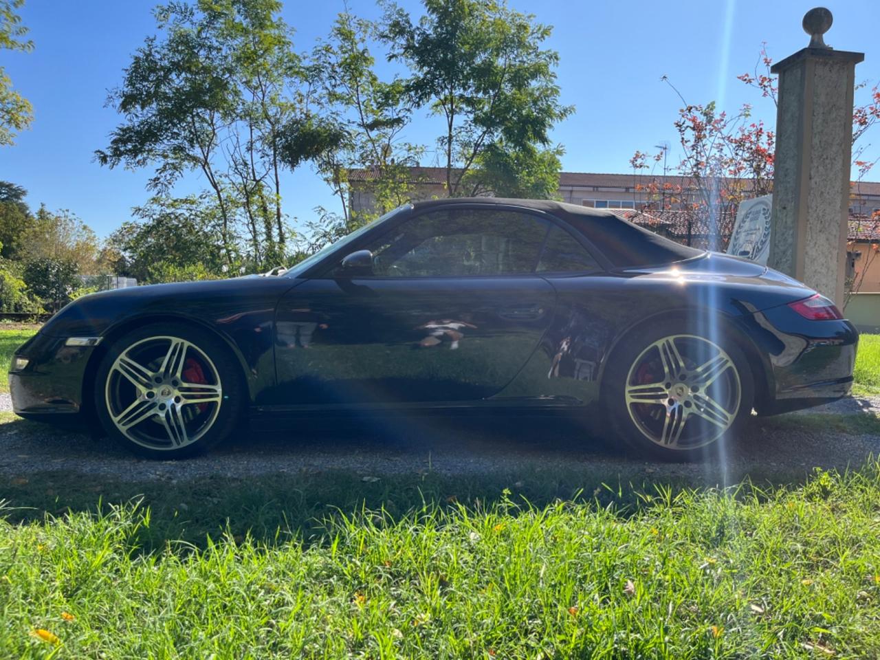 Porsche 911 Carrera 4S Cabriolet