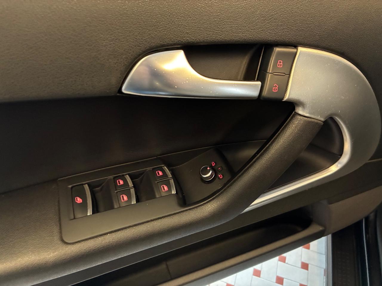 Audi A3 Cabrio TDI 105cv Motore nuovo!