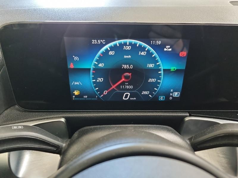 MERCEDES-BENZ GLB 200 D AUTOMATIC BUSINESS EXTRA SUV