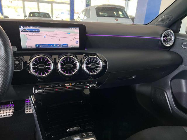 MERCEDES-BENZ A 180 Automatic AMG Line Premium