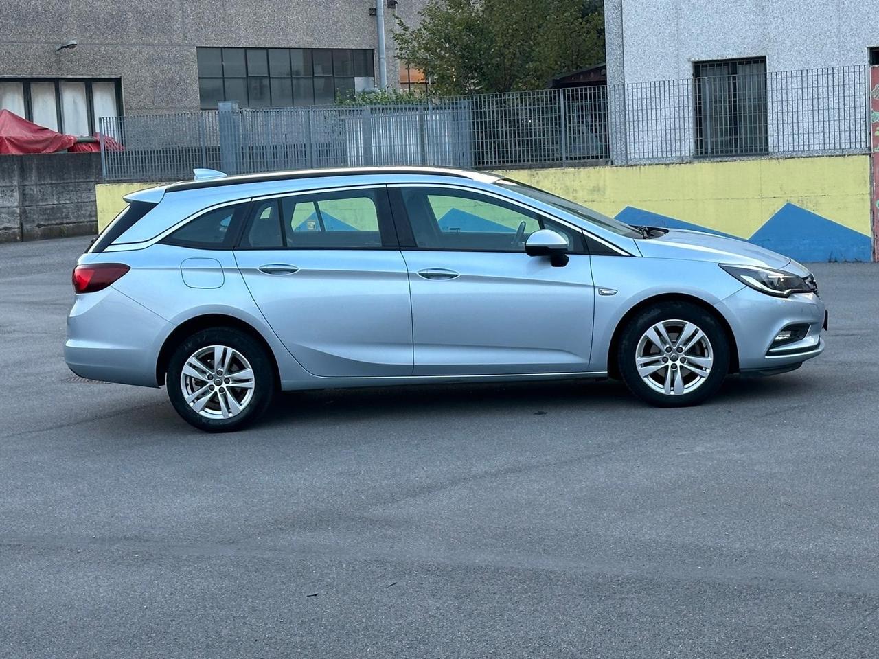 Opel Astra 1.5 Turbo Diesel 130 CV AT8 Edition