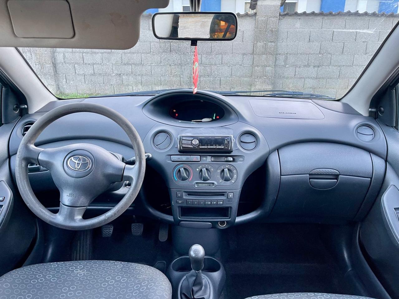 Toyota Yaris 1.0i 16V cat 5 porte Expo