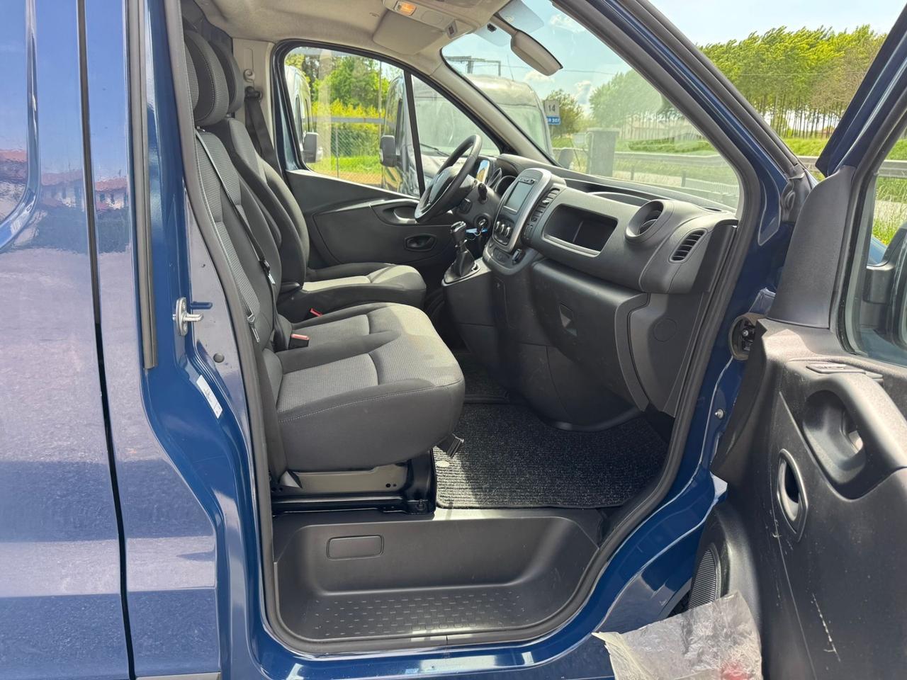 Renault Trafic T29 2.0 dCi 120CV PC-TN Furgone Ice