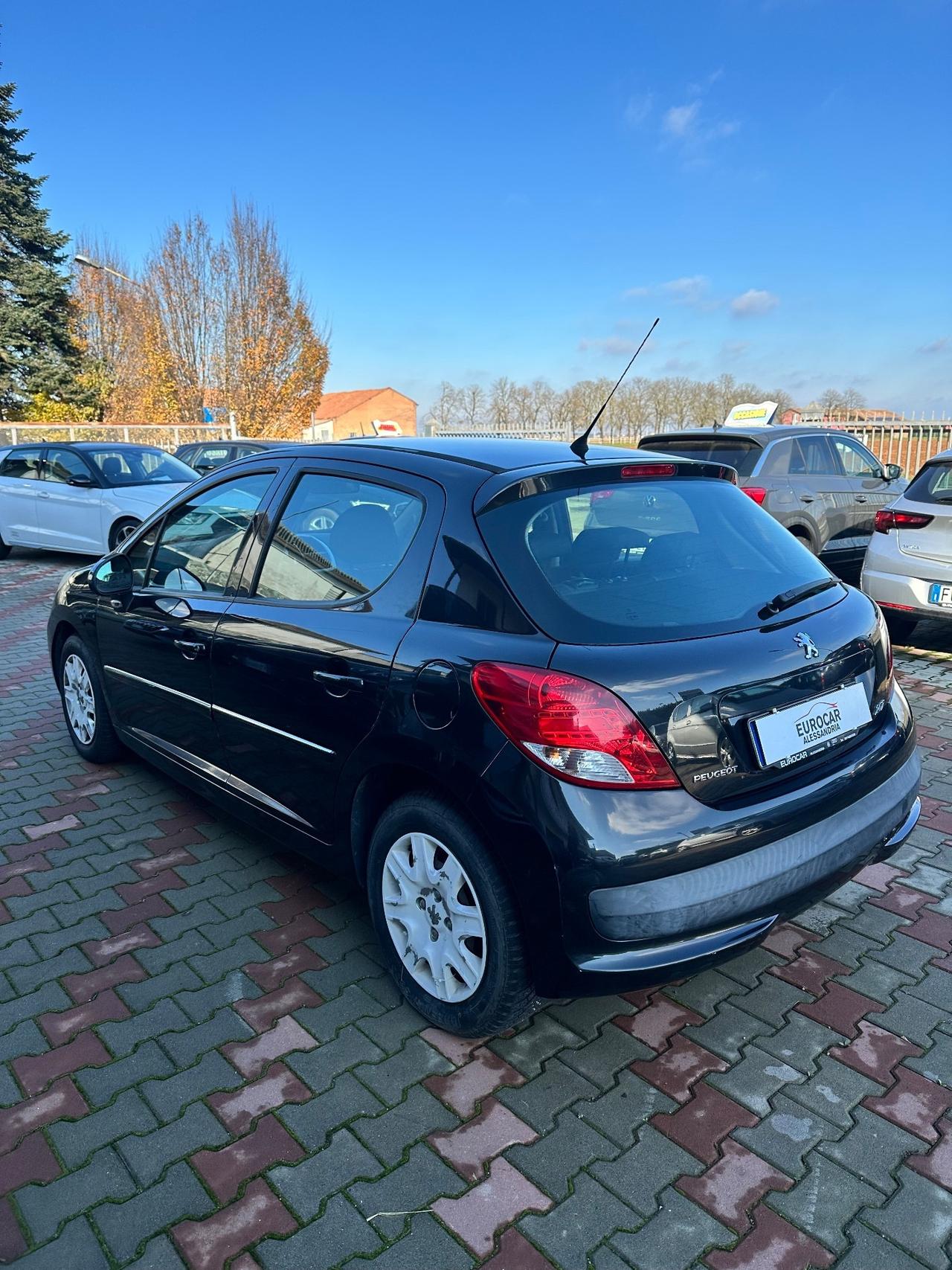 Peugeot 207 1.4 8V 75CV 5p. Energie ECO GPL