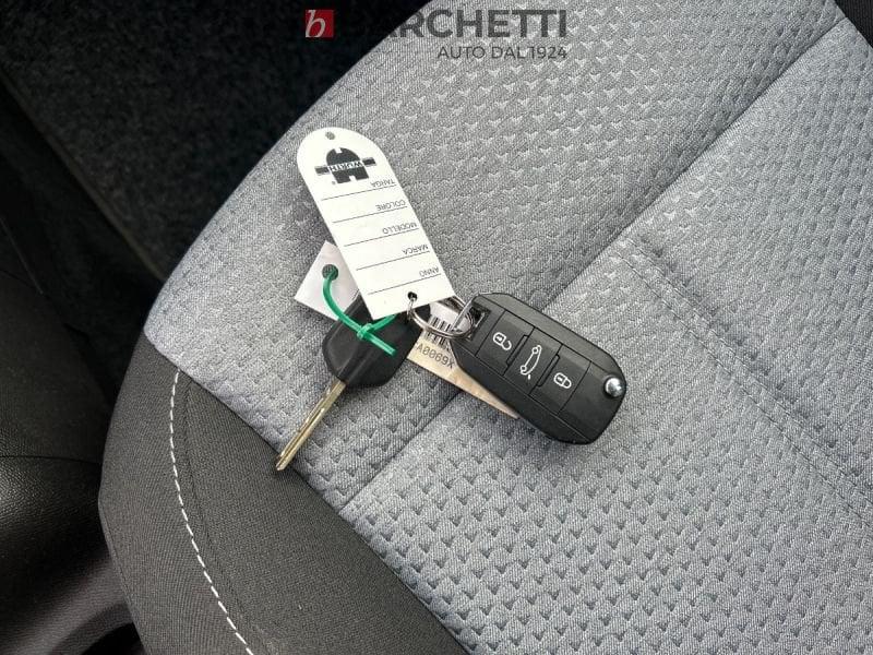 Opel Corsa 6ª SERIE 1.2