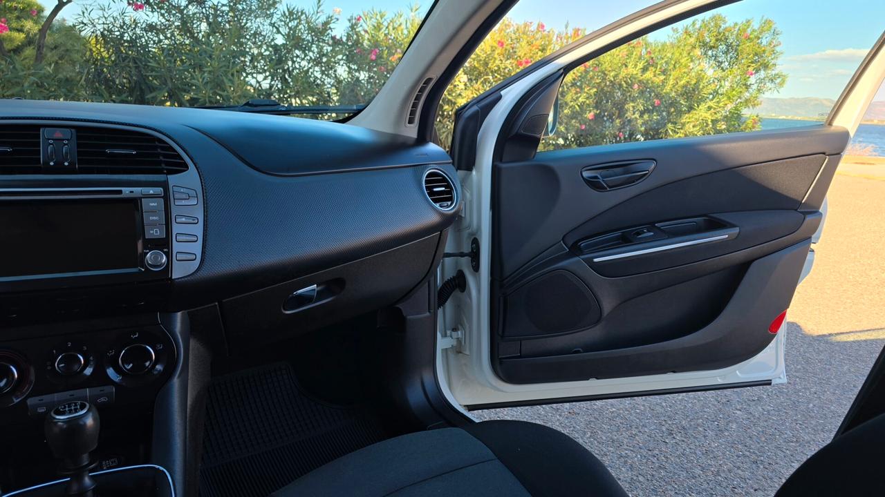 Fiat Bravo 1.6 MJT 90 CV DPF Dynamic